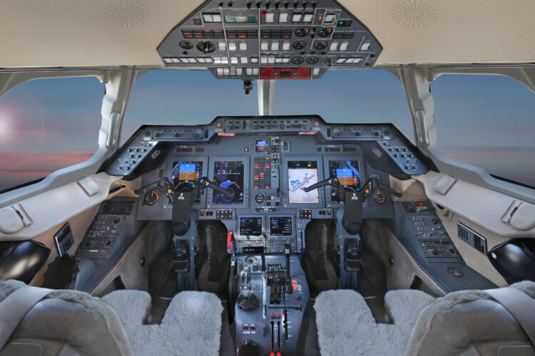 Hawker 900 For Sale - Image 4