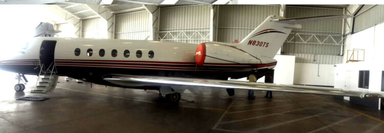 Hawker 4000 RC-30 For Sale - Image 3