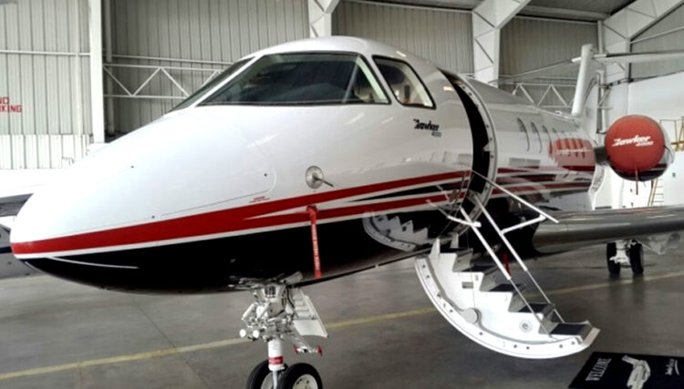 Hawker 4000 RC-30 For Sale - Image 6