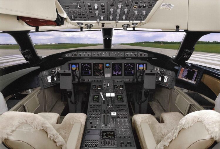 2008 Bombardier Global Express XRS For Sale - Image 7