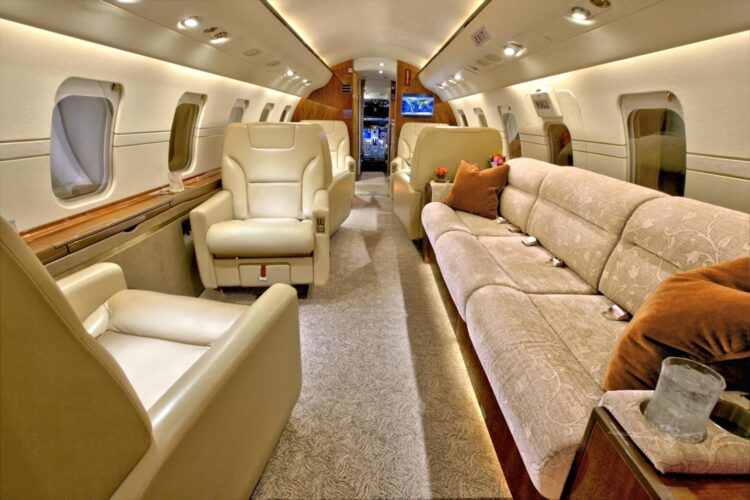 2008 Bombardier Challenger 605 For Sale - Image 8