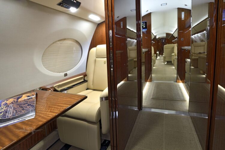 2015 Gulfstream G650ER For Sale - Image 6