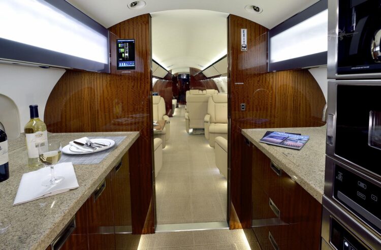 2015 Gulfstream G650ER For Sale - Image 5