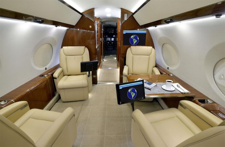 2015 Gulfstream G650ER For Sale - Image 4