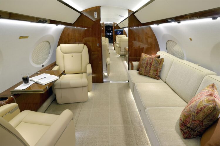 2015 Gulfstream G650ER For Sale - Image 3