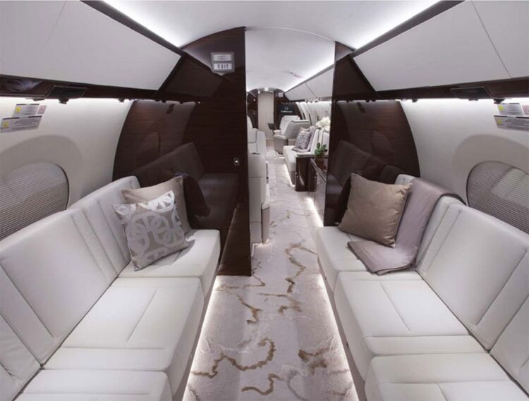 Gulfstream G650ER (Only 560 Hours) - Image 10